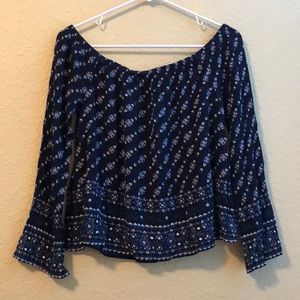 Aéropostale blue floral long sleeve